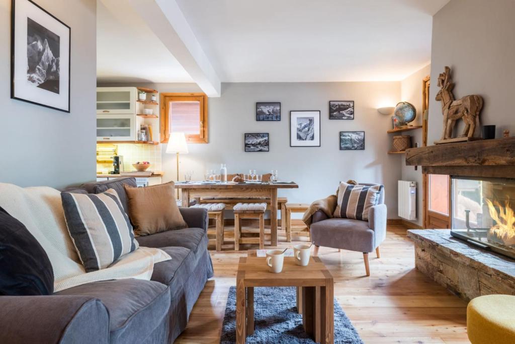 Spacious duplex with terrace in Les Houches - 4