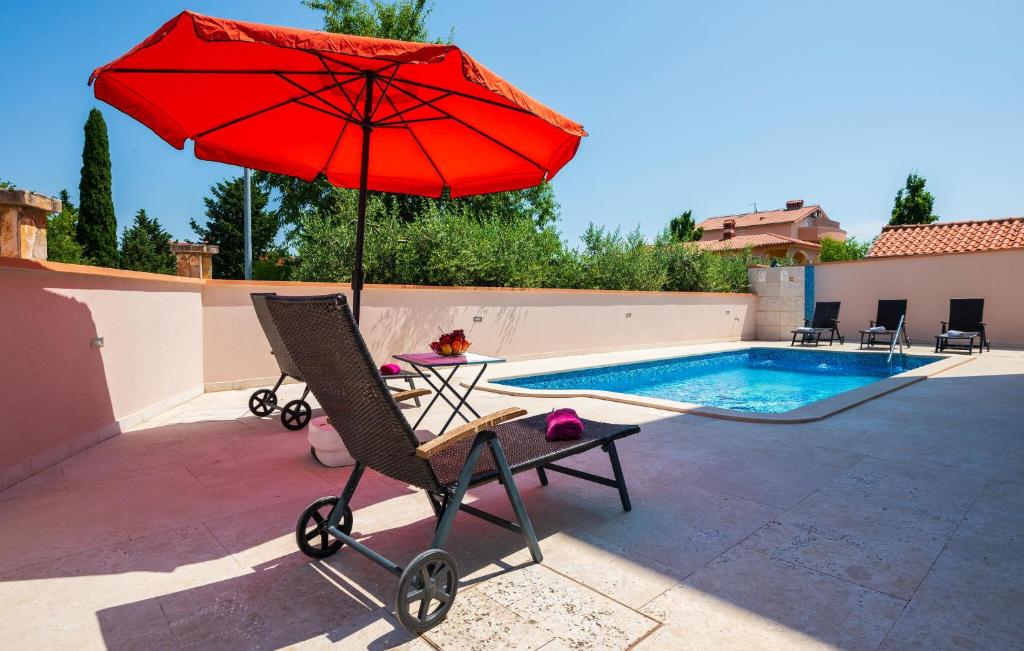 Stunning Apartment In Pula With Wifi, Pula