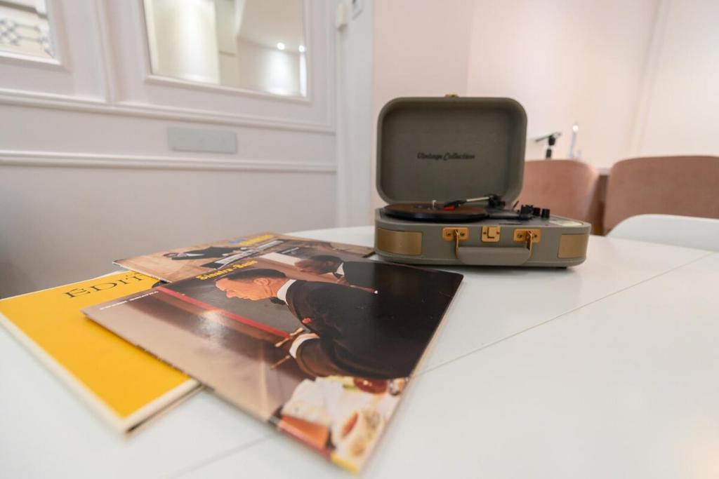 Luxury apartment in the center of Madrid REI251 - 5