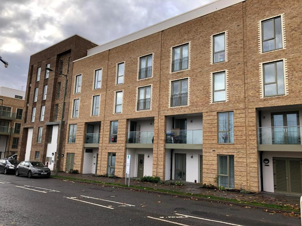 2 Bed Flat in London, Mill Hill