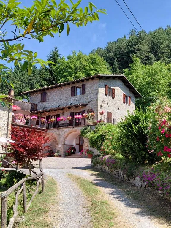 B&B DANIELA affittacamere, hotel in Castiglione di Garfagnana