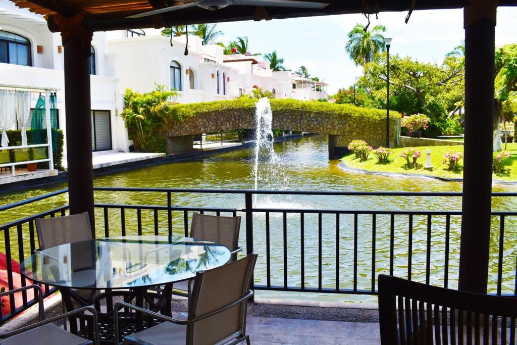 Vidanta Villas Golf - Jacuzzi, Alberca, Lago - 4