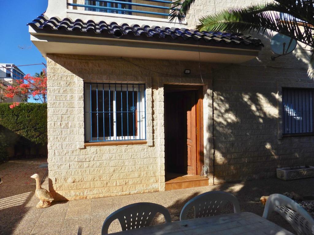Villa with private garden 200m from the sea - 4