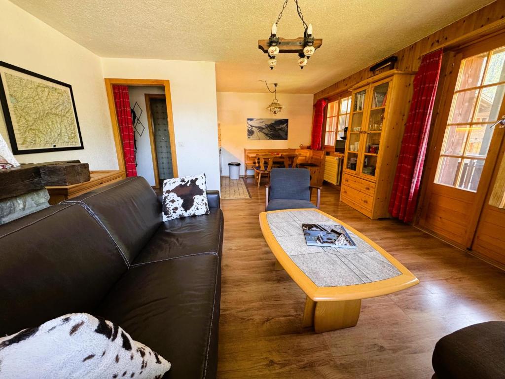 Dent d Herens 65 A - Appartement 6 personnes, Evolene