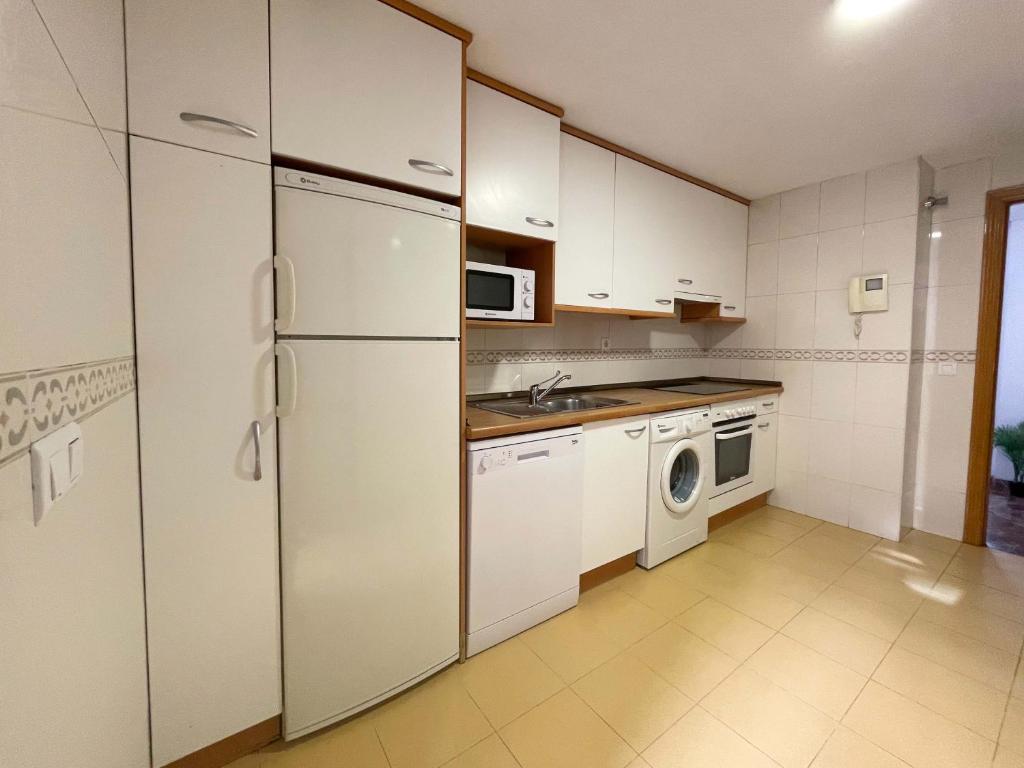 Apartamentos Zaragoza Suites El Pilar 3000 - 4
