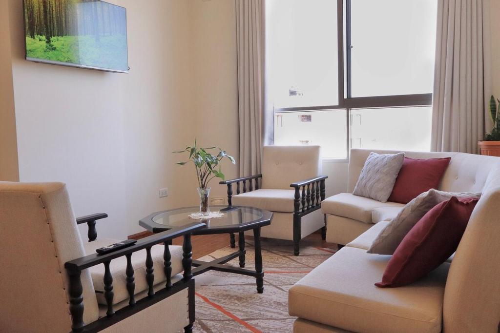 Acogedor departamento de 2 dormitorios - 1