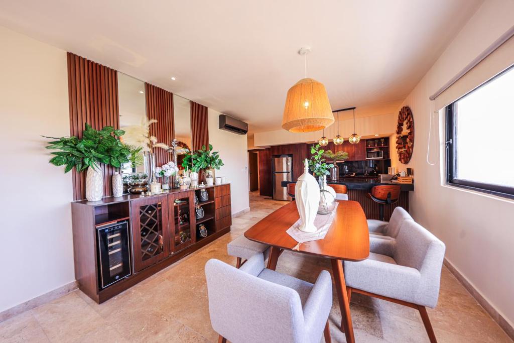 Palmares - 3-Bedroom Retreat with Private Rooftop - 2