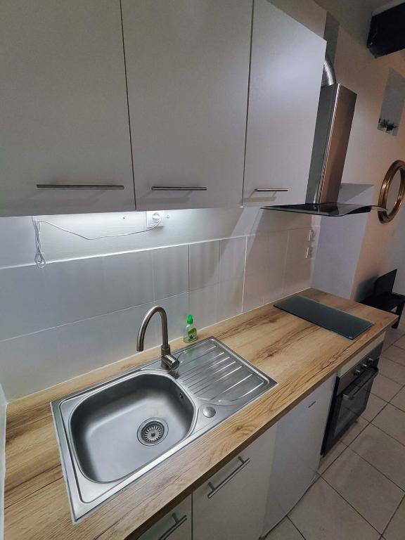 Appartement Climatisé avec Terrasse - 3