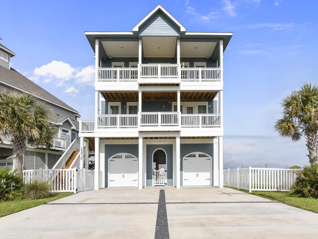 Wine Down, Galveston