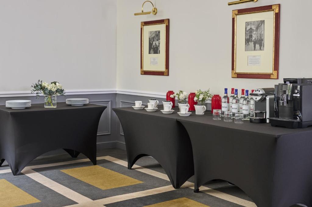 Tárgyalóterem/bálterem