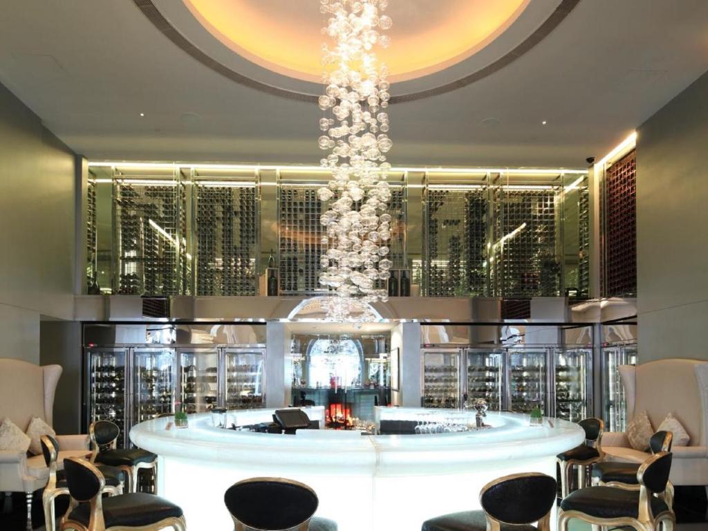 Bar/lounge, MGM MACAU in Macau