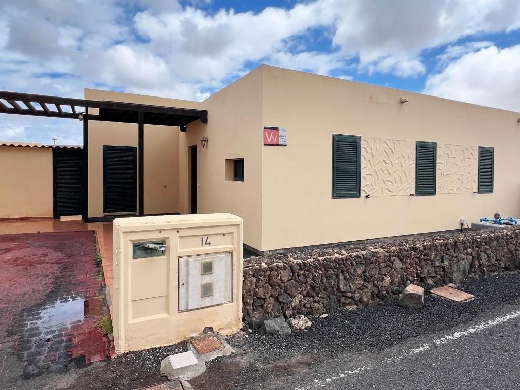 Anahi Homes Corralejo- Villa Dracacena 14 - 4