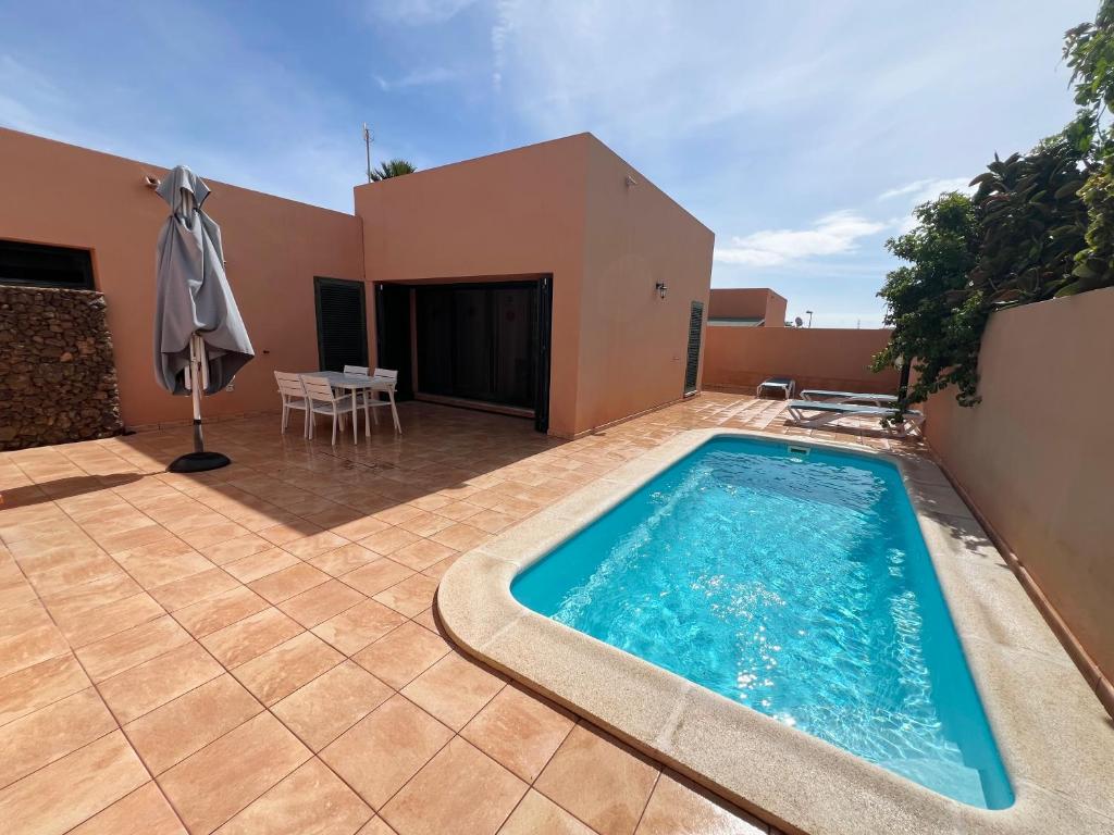 Anahi homes Corralejo -Villa Codeso 3 - 4