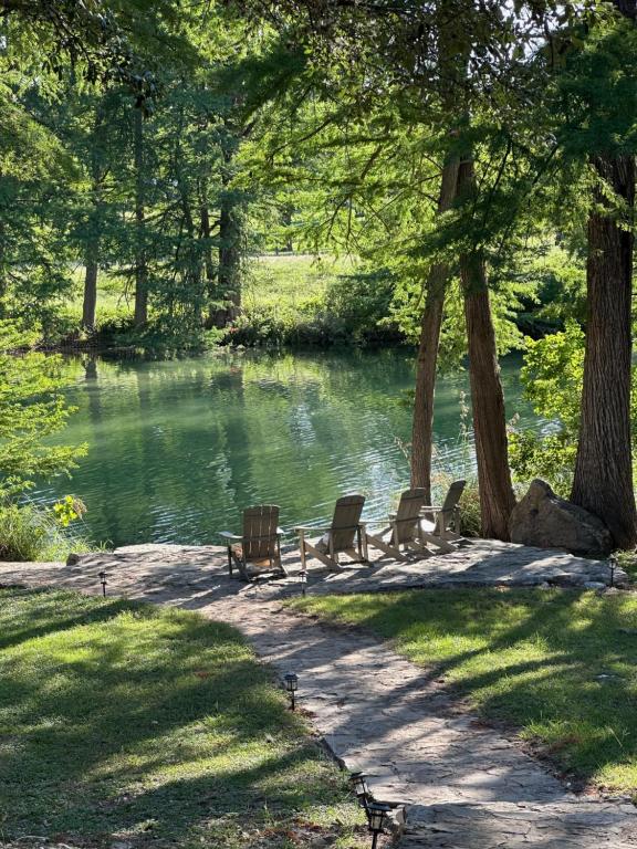 Sanctuary on the Frio, Concan