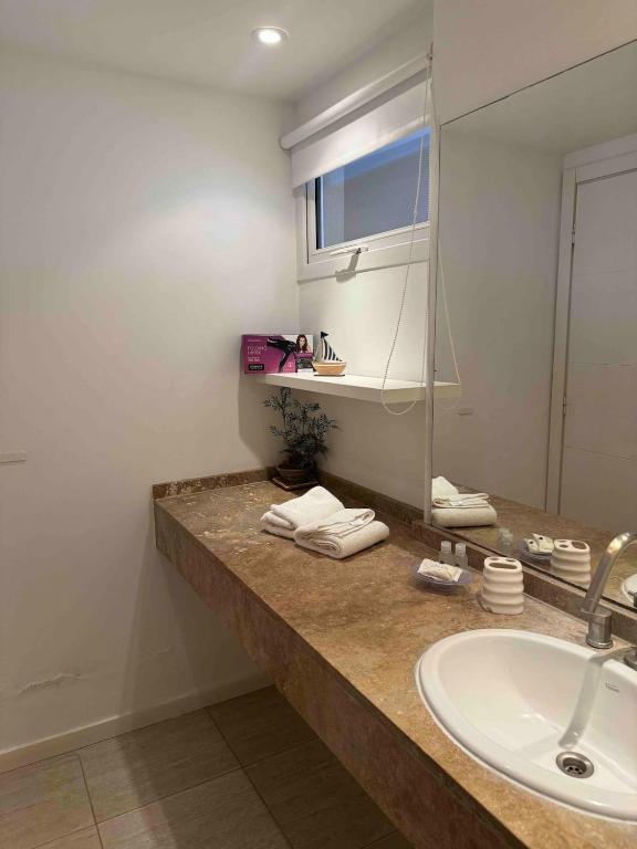 Departamento exclusivo en Carilo a metros de la playa - 3