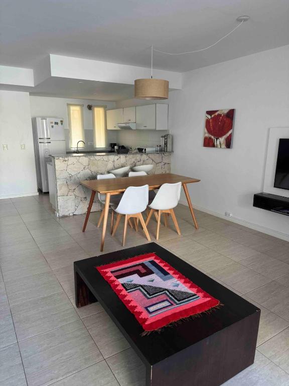 Departamento exclusivo en Carilo a metros de la playa - 4