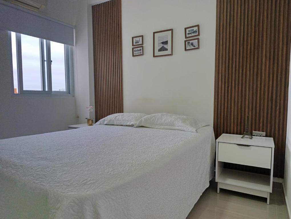 Exclusivo Departamento 1 Habitacion Zona Shopping Patio design - 2