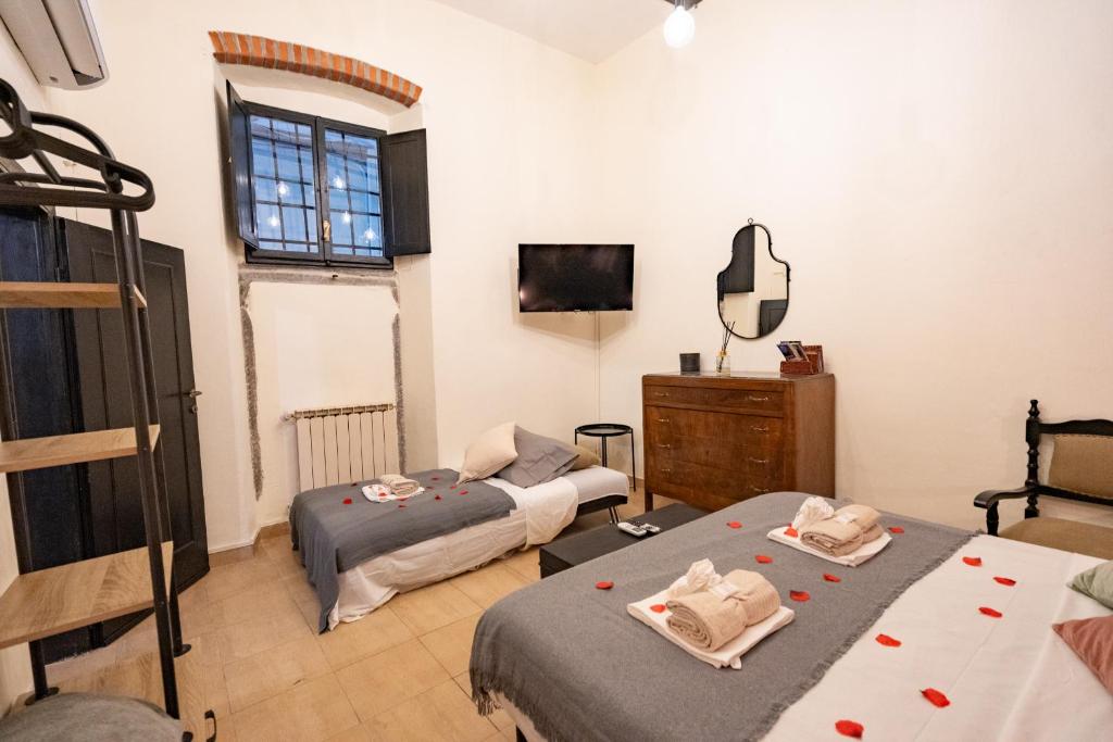 Santa Croce 2Suite Apartment - 5