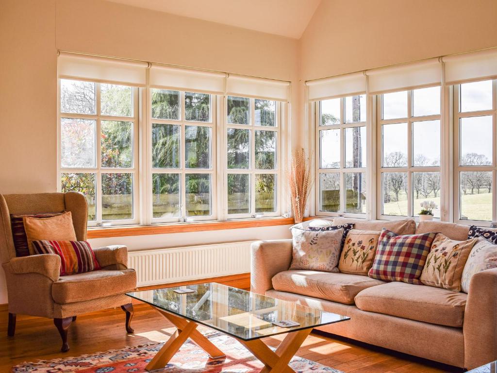 Westacre Lodge, Fowlis Wester