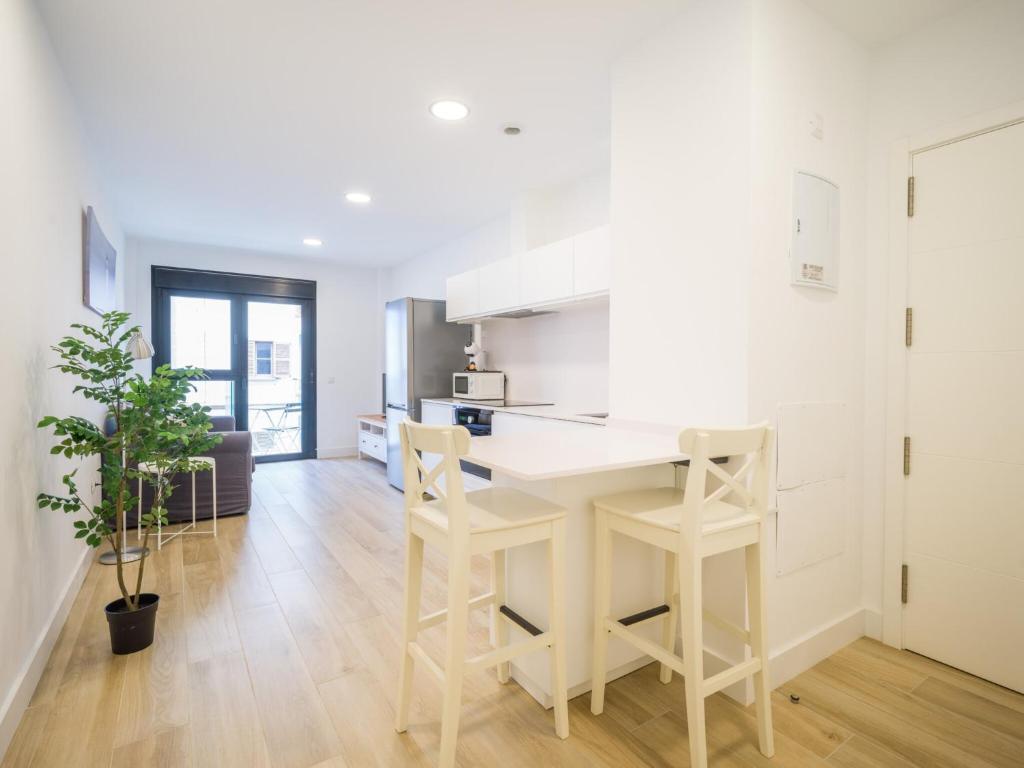 Apartment by Playa de Las Canteras Beach - 3