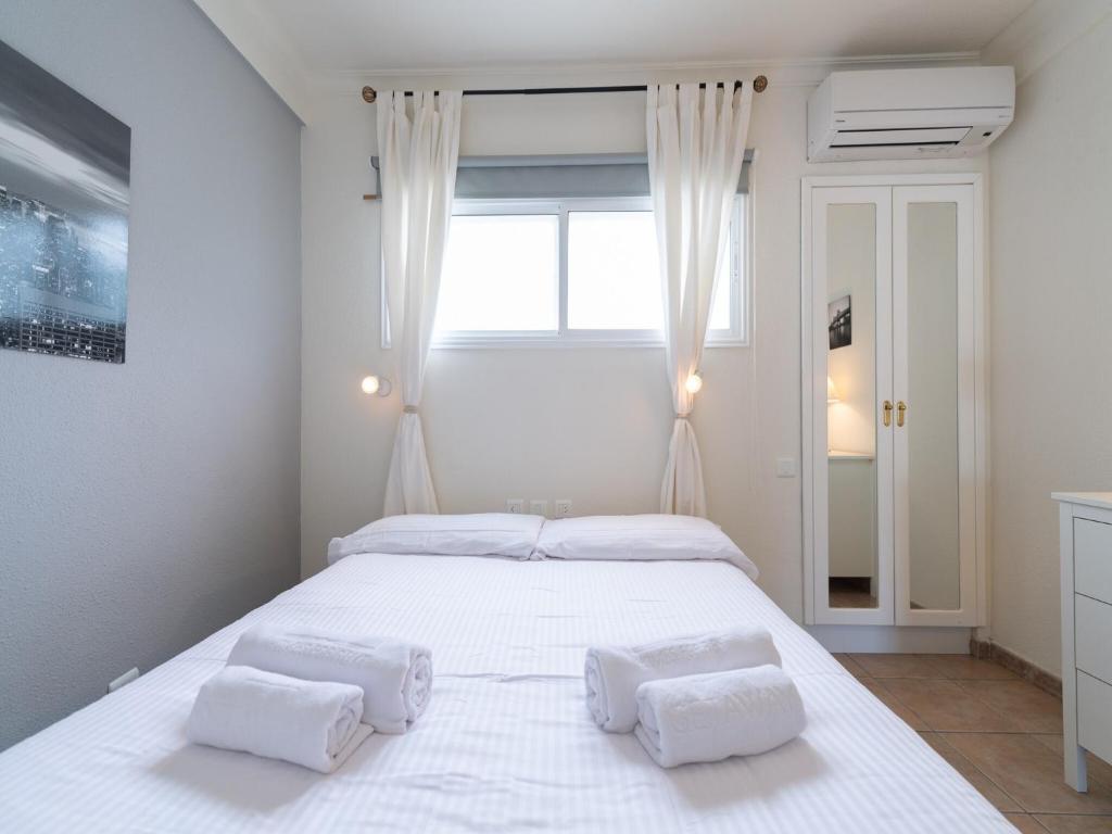 Apartment by San Agustín Beach, Gran Canaria - 4