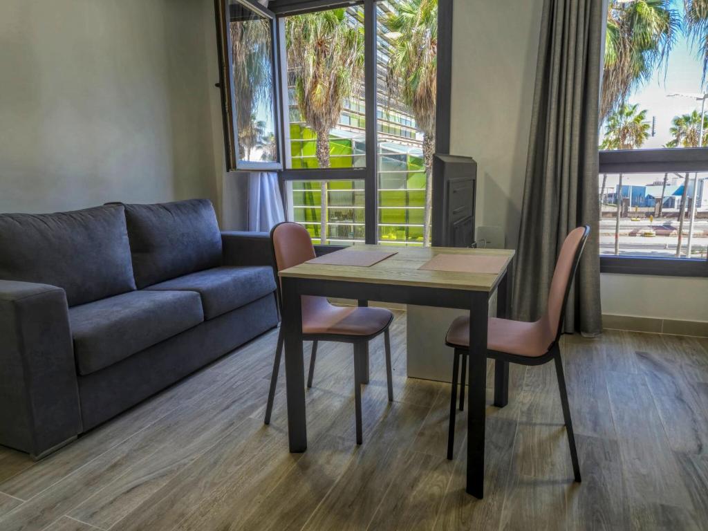 Apartment in Las Palmas by Las Canteras Beach - 5