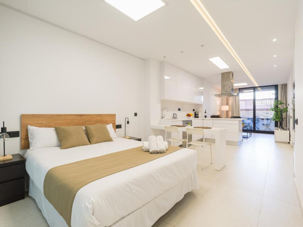 Apartment in Las Palmas near Las Canteras Beach - 4