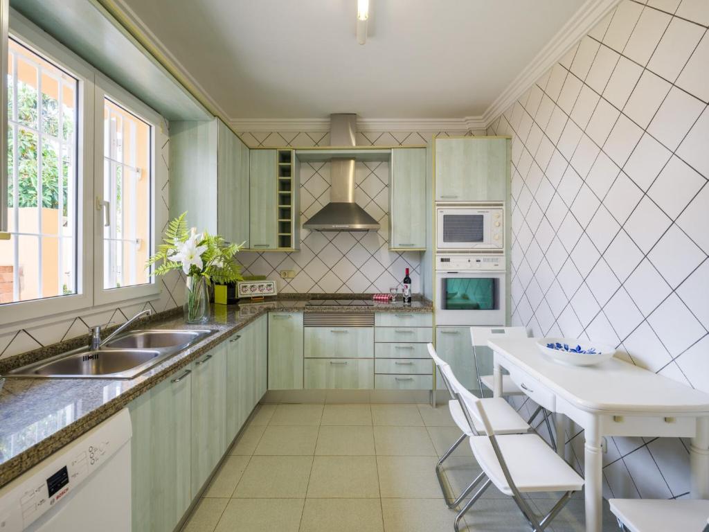 Chalet in Maspalomas by Golf & Private Pool - 2