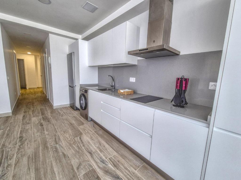 Apartment in Las Palmas by Las Canteras Beach - 5