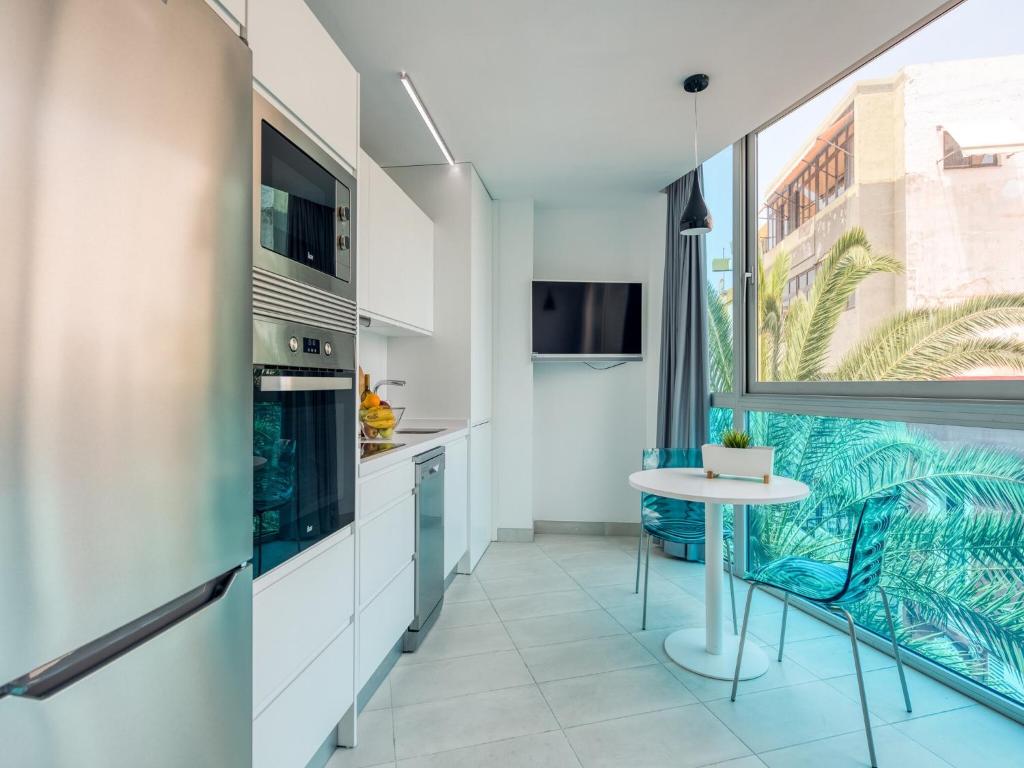 Apartment in Las Palmas near Playa Canteras - 2