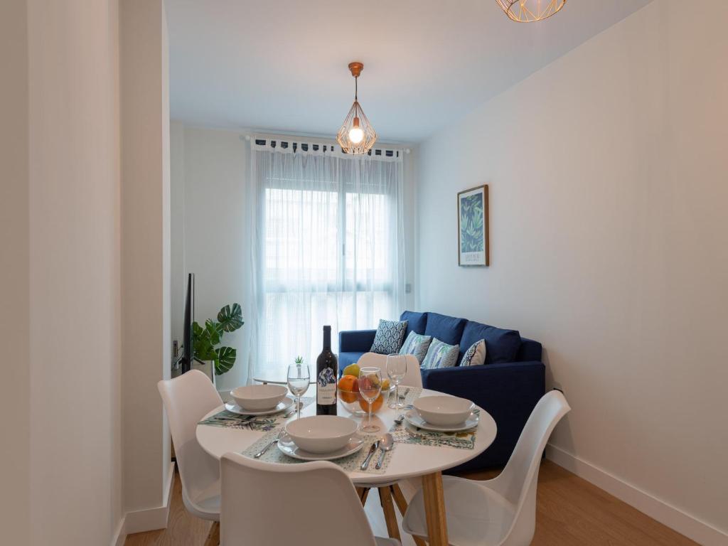 Apartment in Las Palmas by Playa de Las Canteras - 2