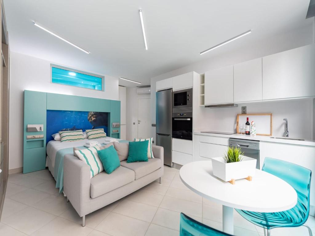 Studio in Las Palmas near Playa de Las Canteras - 4