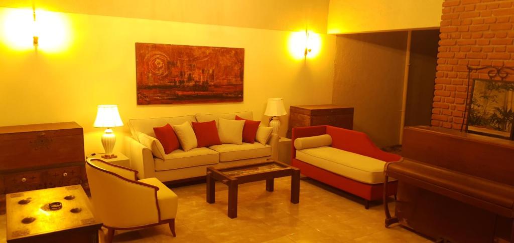 Blue Forest Residencies, Hokandara South