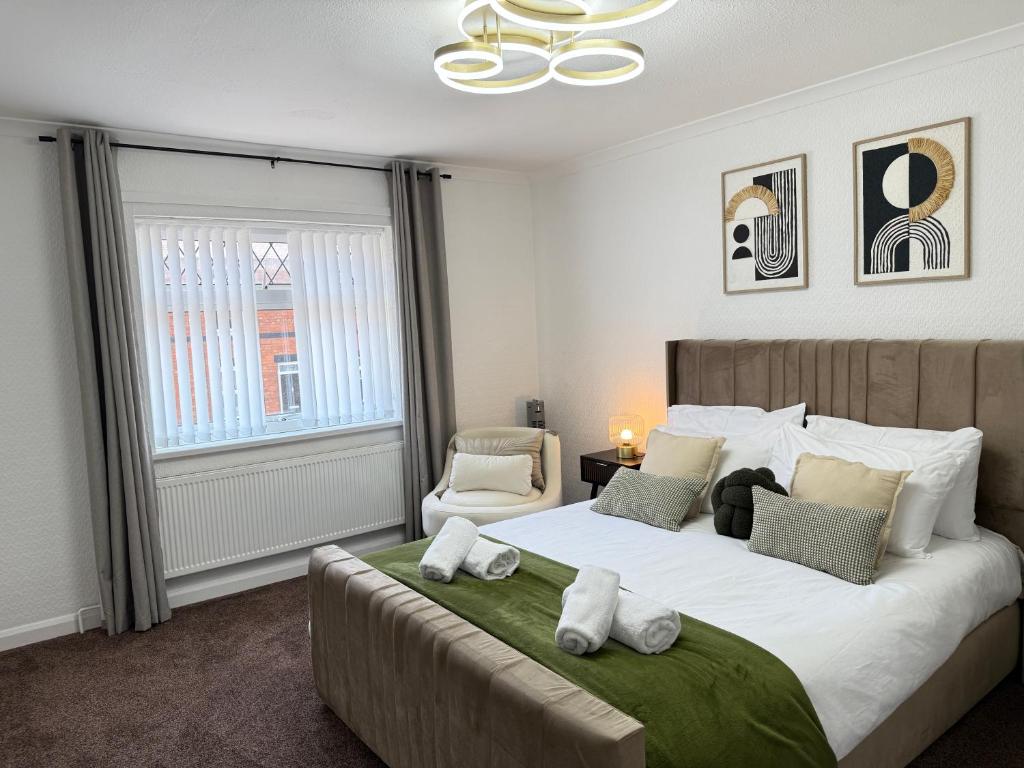 NEW refurbished Luxurious home with great transport links, Newark upon Trent