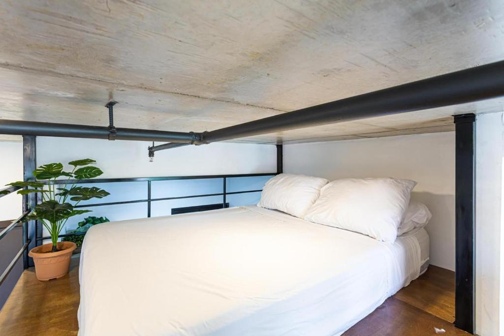 Modern Loft in Mburucuya with Free Parking - 3