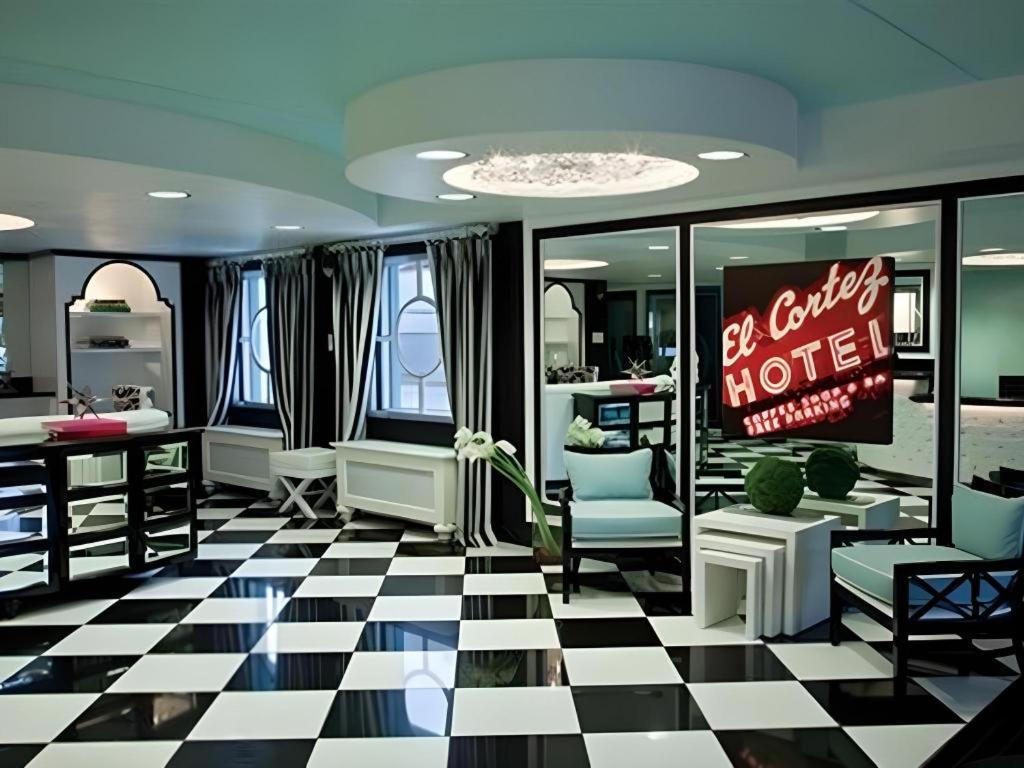 El Cortez Hotel & Casino - 21 and over only