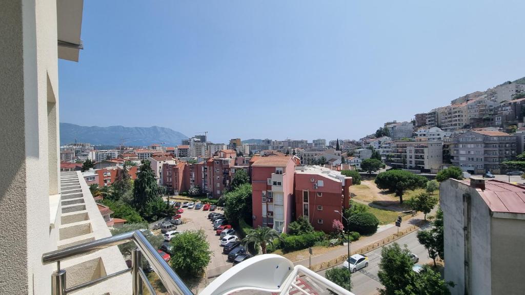 Orange Blues Apartments - 3