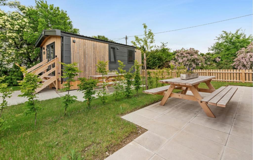 Beautiful Home In Erkheim, Erkheim