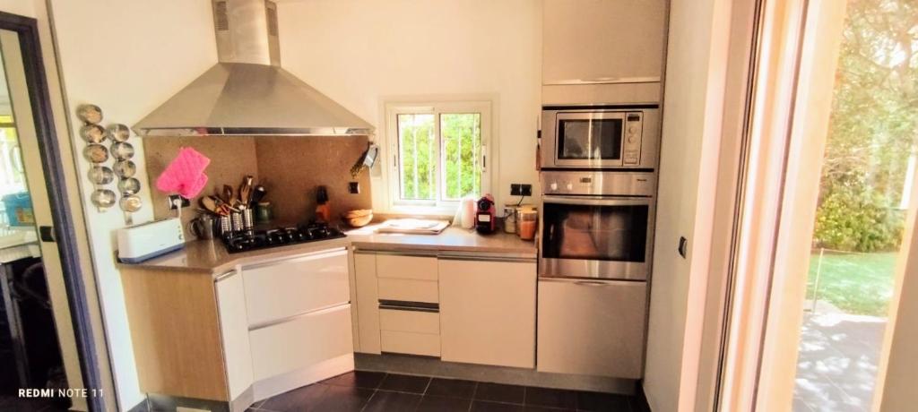 Villa - 6 pers - 3 chambres - Piscine - Climatisations - 4