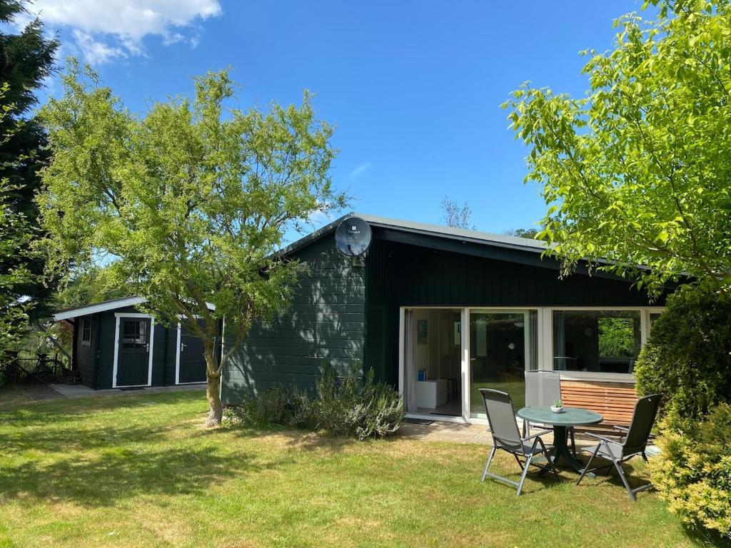 Elzenhoeve 7, Sint Maartensvlotbrug