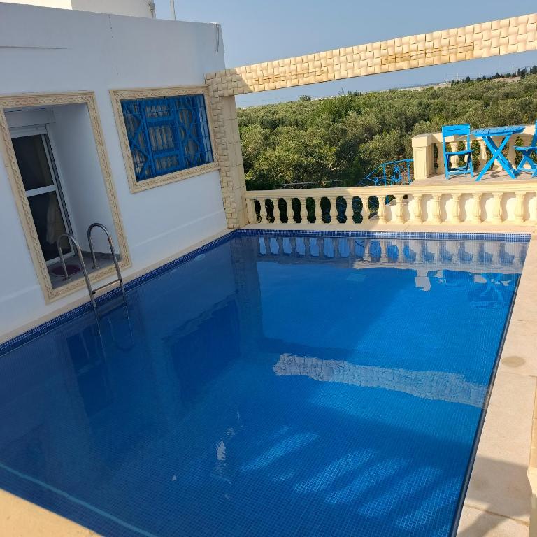 le petit paradis, Chaba Remada