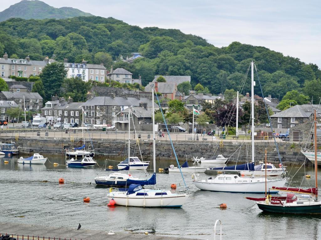 Harbour View, Porthmadog
