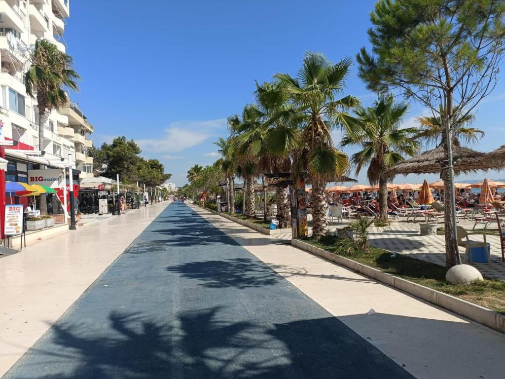 Sanset Walks, Durrës