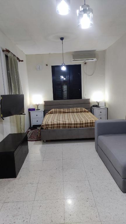 Ambeli - Ambeloui, Kalopanagiotis