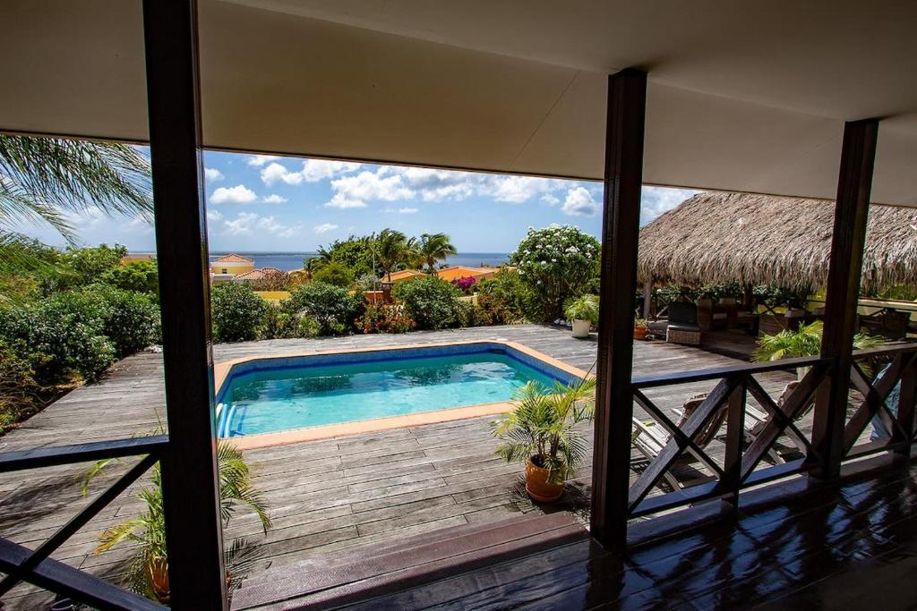 Casa El Tropico, Kralendijk