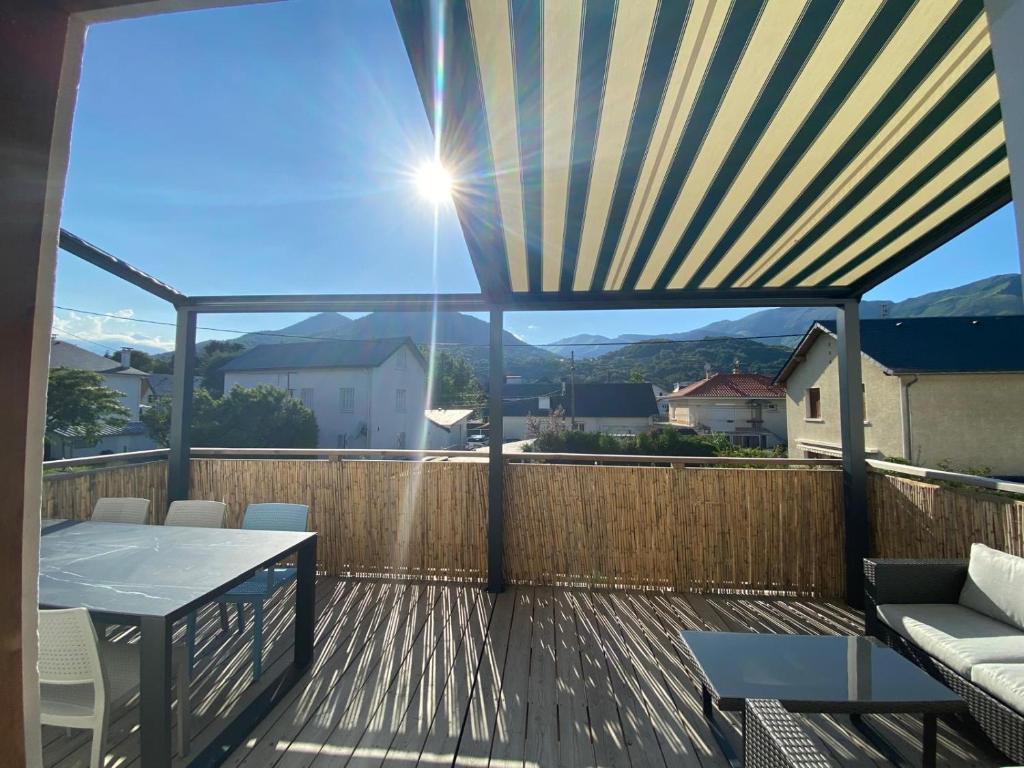 Number 14, Argelès-Gazost