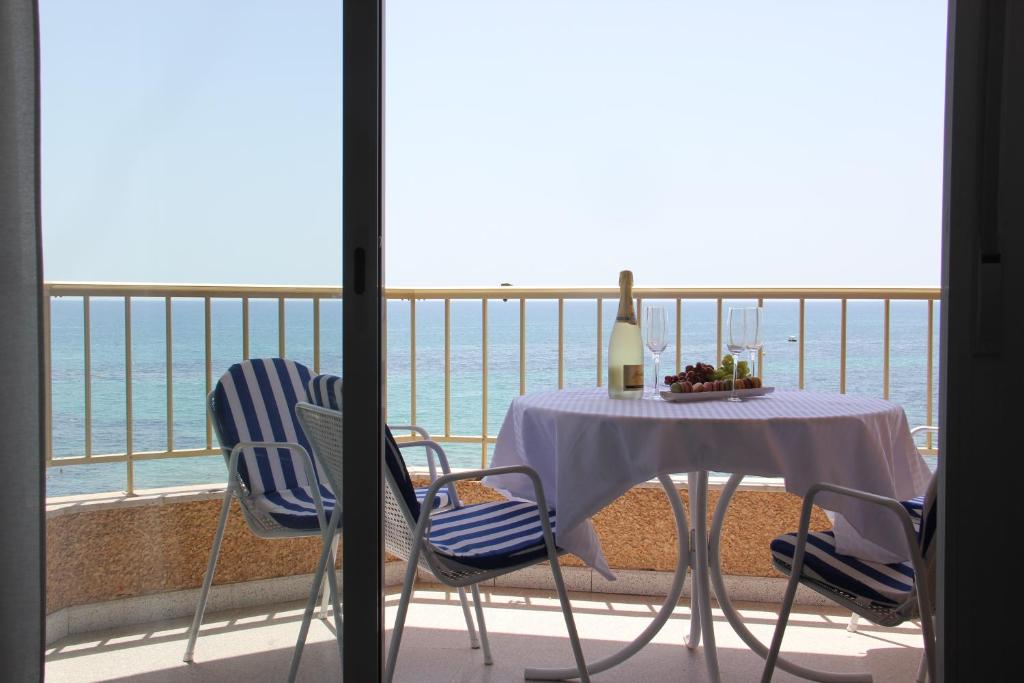 VIP, los locos, sea view, wifi - 4