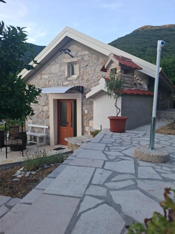 Gallery Stone House - 4