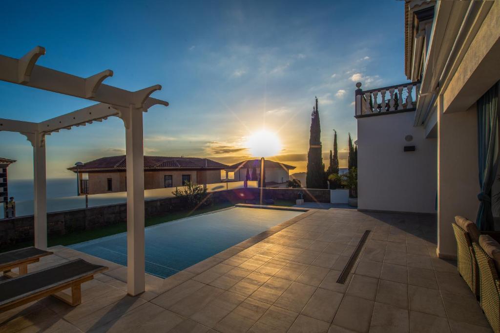 Villa Zion Tenerife with Heated Pool - 5