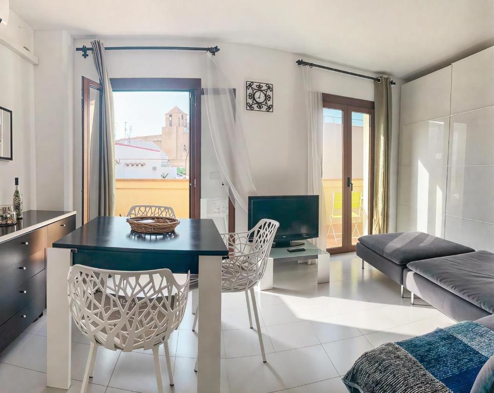 LETS HOLIDAYS Apartment 1 min to the beach 2 - 4